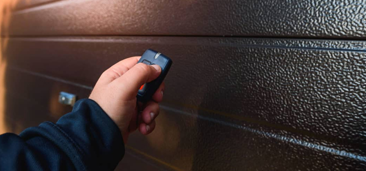 automatic door opener with remote control in Rancho Murieta